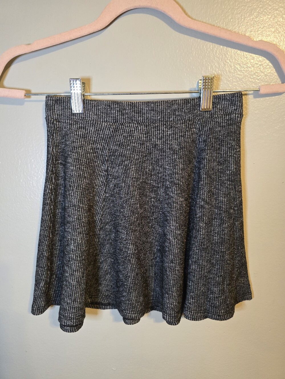 Forever 21 Charcoal Gray Ribbed Skater Skirt